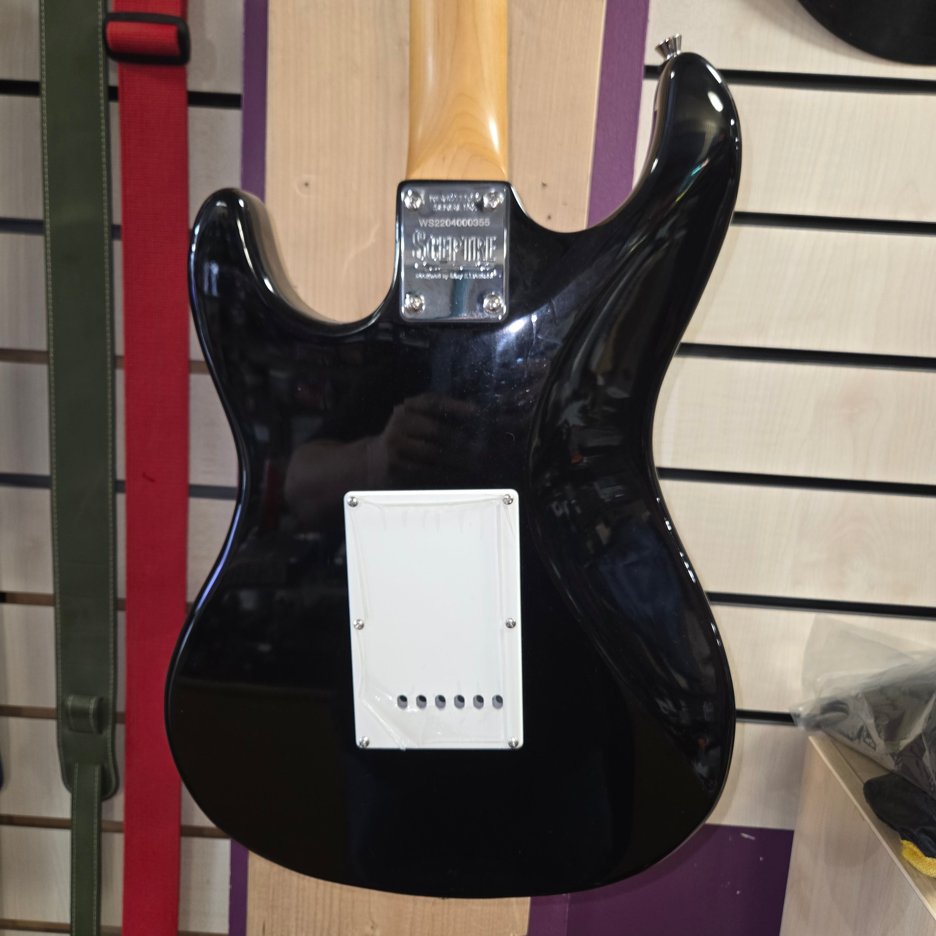 Pre loved Levinson Sceptre blk.