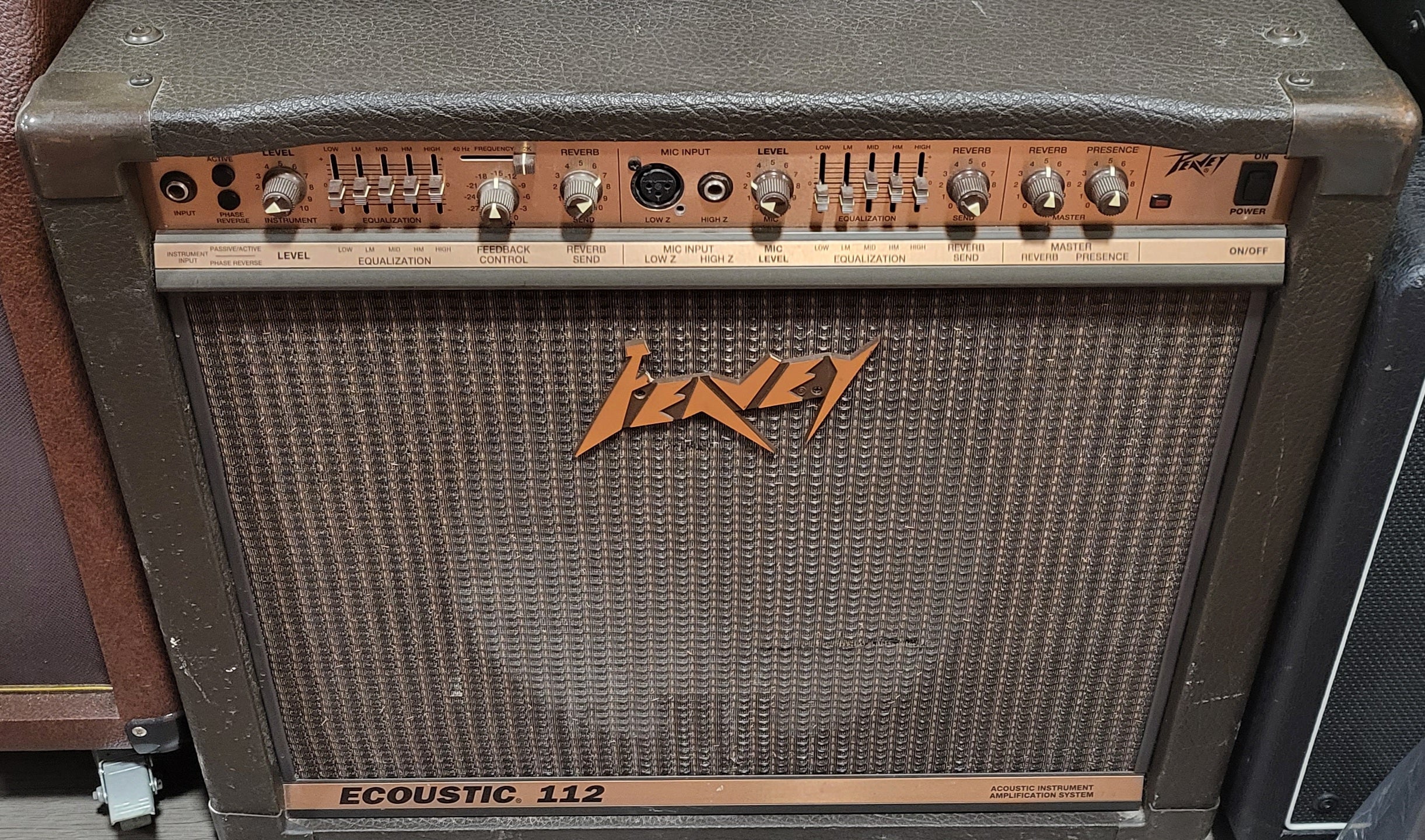 Pre Loved Peavey Acoustic 112